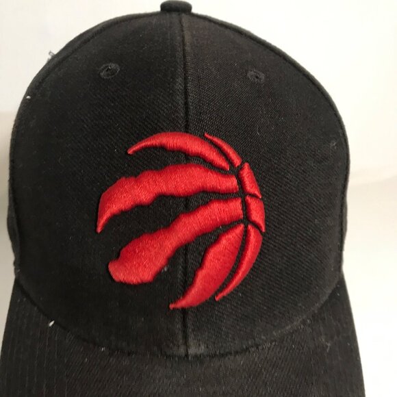 Toronto Raptors '47 Brand OSFA Black Cap With Red Claw Logo - Picture 2 of 9